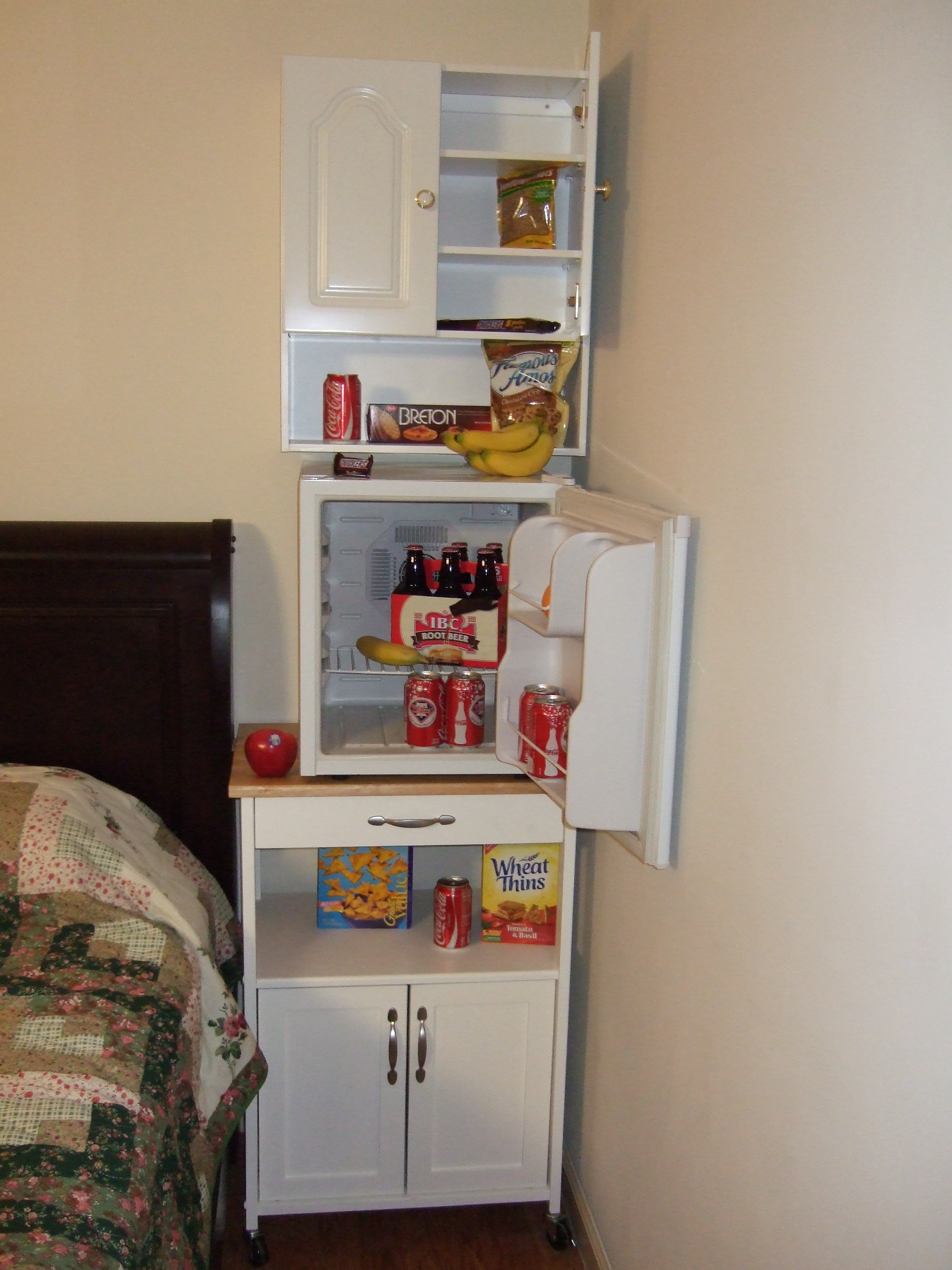 Bedrooms/2009_01080111.JPG